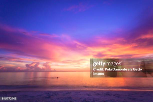 miami south beach at dusk ocean drive, florida, usa - miami beach stock pictures, royalty-free photos & images