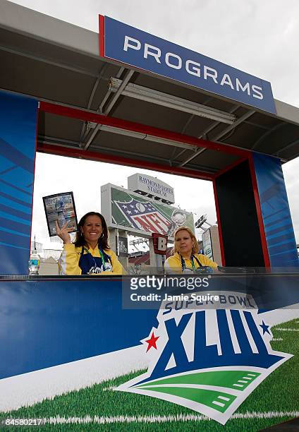 Vendors sell offical programs prior to Super Bowl XLIII between the Arizona Cardinals and the Pittsburgh Steelers on February 1, 2009 at Raymond...