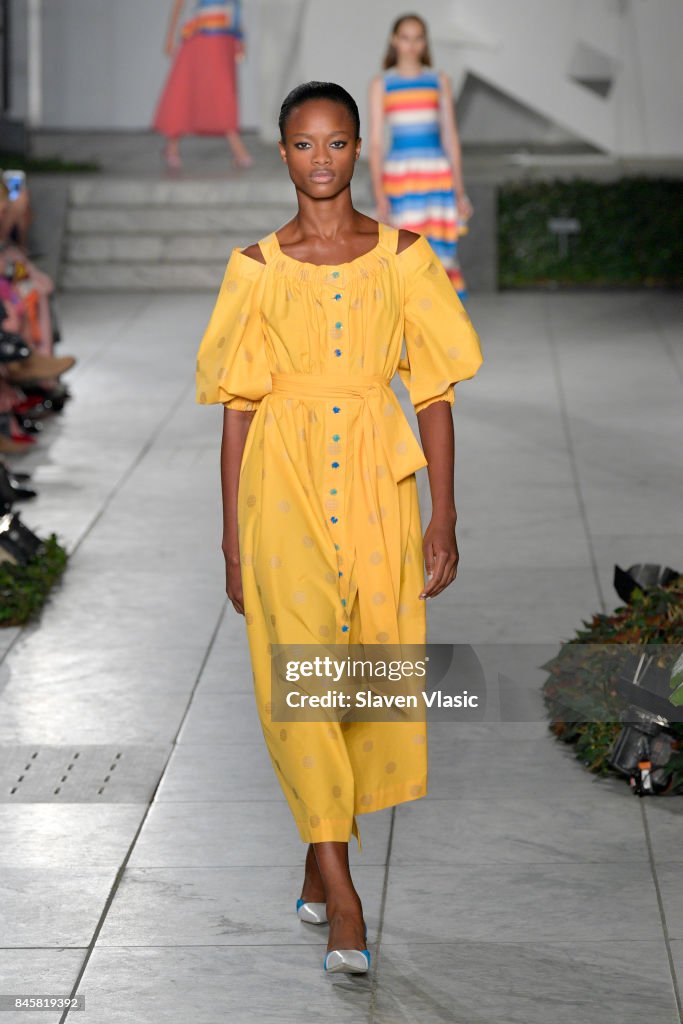 TRESemme Carolina Herrera - Runway - September 2017 - New York Fashion Week