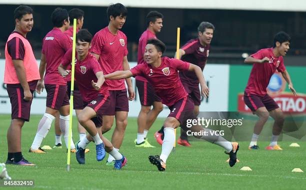 Players of Shanghai SIPG attend a training session ahead of the AFC Champions League 2017 Quarterfinals 2nd round match between Guangzhou Evergrande...