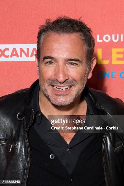 Jean Dujardin attends the "Le Redoutable" Paris Premiere at Cinema du Pantheon on September 11, 2017 in Paris, France.