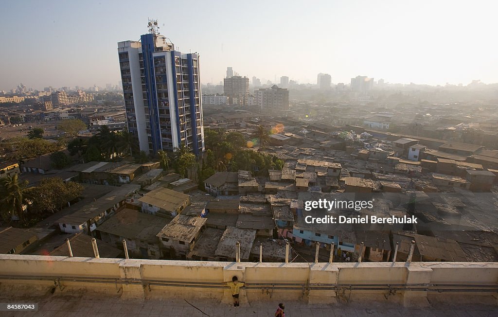 Mumbai Slum Redevelopment Stalled By Financial Crisis