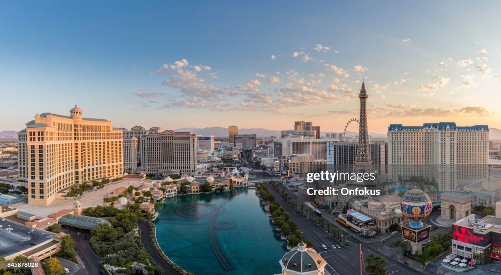 Skyline di Las Vegas all'alba