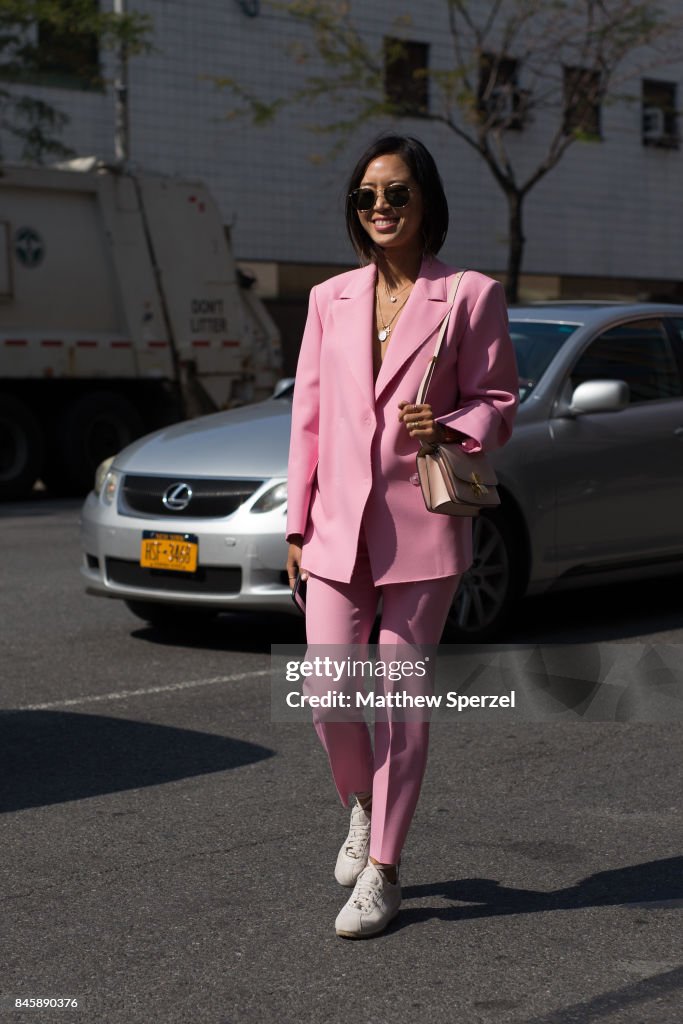 New York Fashion Week - Street Style - Day 5