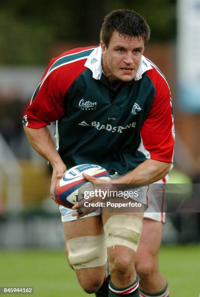 Martin Corry of Leicester Tigers in action during the Zurich Premiership match between Leicester Tigers and Bath at Welford Road on October 9, 2004...