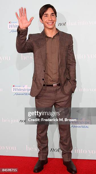 Actor Justin Long attends the "He's Just Not That Into You" film premiere at Grauman's Chinese Theatre on February 2, 2009 in Los Angeles, California.