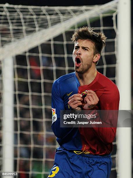 Gerard Pique of Barcelona celebrates scoring his sides third goal during the Copa del Rey quarter final second leg match between Barcelona and...