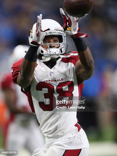 Andre Ellington of the Arizona Cardinals warms up prior to the start of the game against the Detroit Lions at Ford Field on September 10, 2017 in...