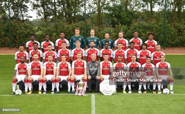 Arsenal 1st team squad season 2017/18. Back row : Ainsley Maitland-Niles, Eddie Nketiah, Jeff Reine-Adelaide, Matt Macey, Petr Cech, David Ospina,...