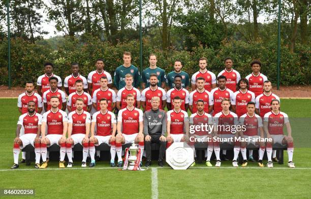 Arsenal 1st team squad season 2017/18. Back row : Ainsley Maitland-Niles, Eddie Nketiah, Jeff Reine-Adelaide, Matt Macey, Petr Cech, David Ospina,...