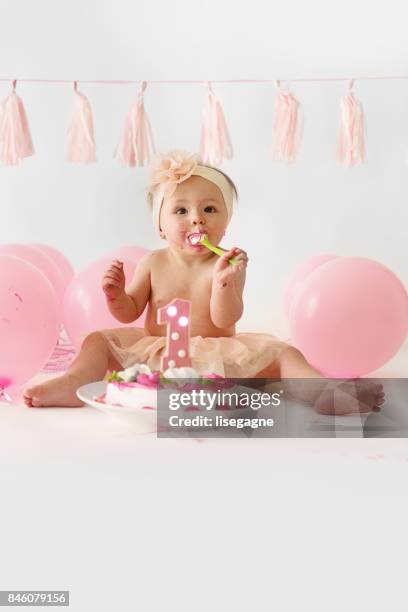 smash the cake party - smash cake stock pictures, royalty-free photos & images