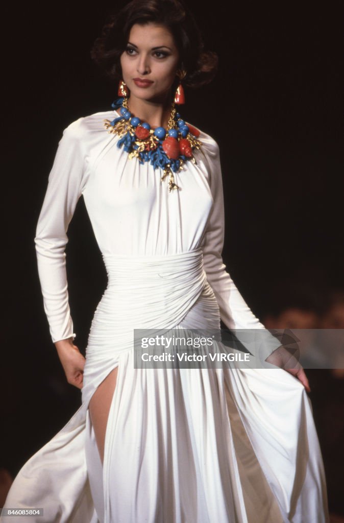 Oscar De La Renta - Runway - Ready To Wear Spring/Summer 1993