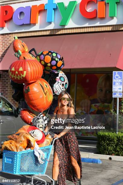 Heidi Klum shops at Party City Los Angeles on September 11, 2017 in Los Angeles, California.