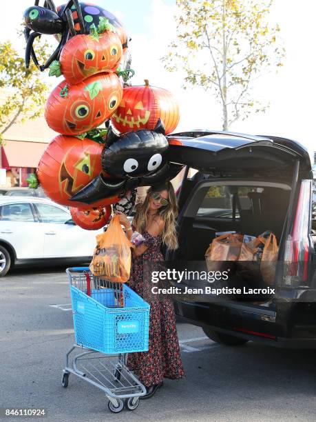 Heidi Klum shops at Party City Los Angeles on September 11, 2017 in Los Angeles, California.