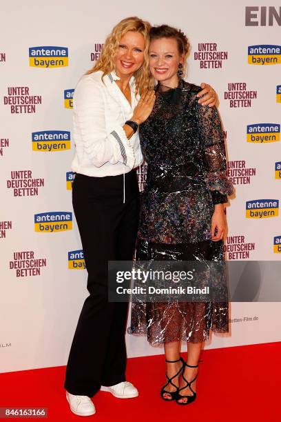 Veronica Ferres and cast during the 'Unter deutschen Betten' premiere at Mathaeser Filmpalast on September 12, 2017 in Munich, Germany.