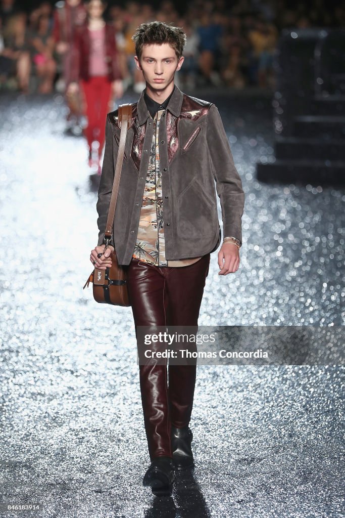 Coach - Runway - September 2017 - New York Fashion Week: The Shows