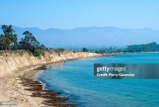 beach and cliffs at university of california santa barbara - barbara perry ストックフォトと画像