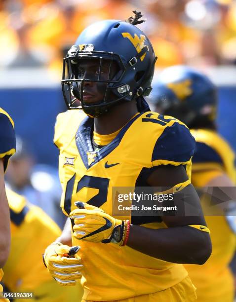 Gary Jennings of the West Virginia Mountaineers in action during the game against the East Carolina Pirates at Mountaineer Field on September 9, 2017...