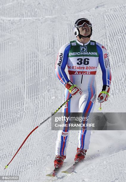 France's David Poisson reacts after the men's Super-G at the World Ski Championships on February 4, 2009 in Val d'Isere, French Alps. Switzerland's...