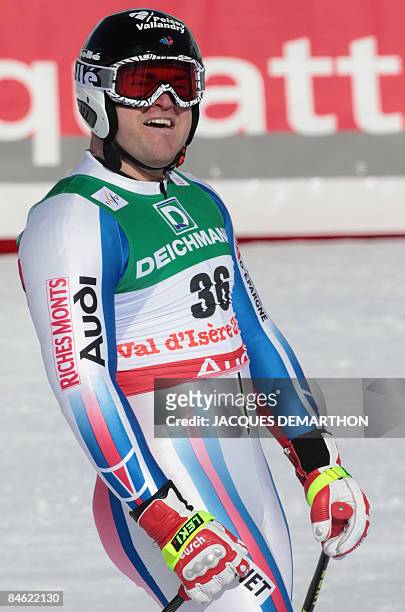 France's David Poisson reacts after the men's Super-G at the World Ski Championships on February 4, 2009 in Val d'Isere, French Alps. Switzerland's...