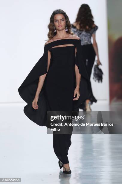 Model walks the runway at Chiara Boni La Petite Robe show during New York Fashion Week at Gallery 3, Skylight Clarkson Sq on September 12, 2017 in...