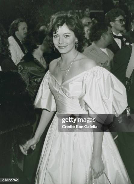Actress Lesley-Anne Down attends 53rd Annual Academy Awards on March 31, 1981 at the Dorothy Chandler Pavilion in Los Angeles, California.