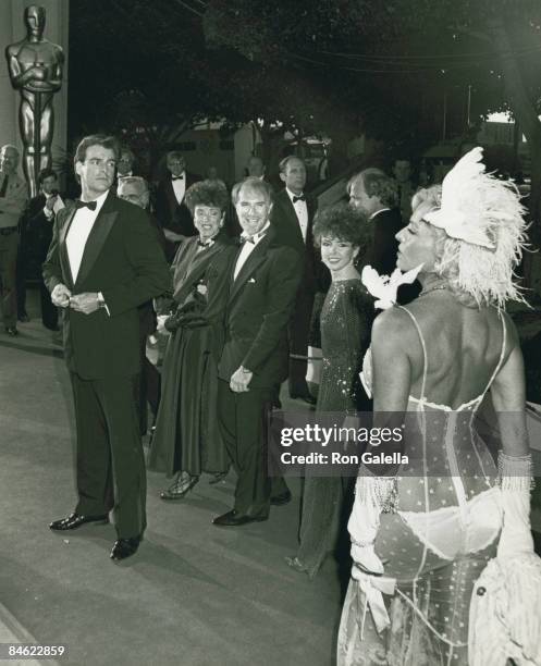 Actress Edy Williams attending 59th Annual Academy Awards on March 30, 1987 at the Dorothy Chandler Pavilion in Los Angeles, California.