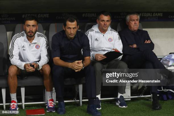 Assistent coach Davide Ancelotti, sporting director Hasan Salihamidzic, assistent coach Willy Sagnol and Carlo Ancelotti, head coach of Muenchen look...