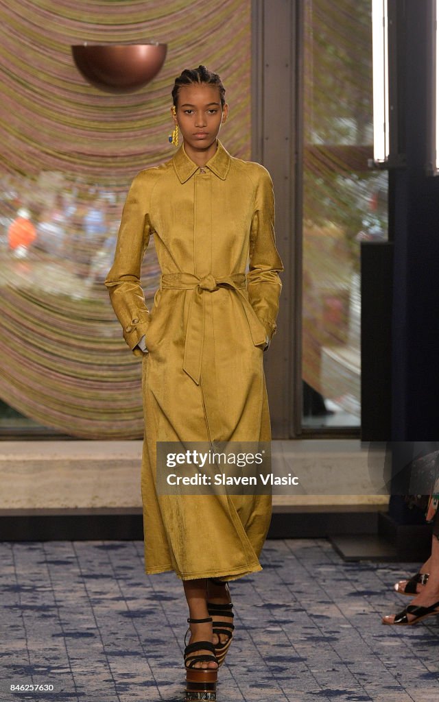 Gabriela Hearst - Runway - September 2017 - New York Fashion Week