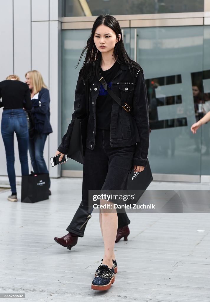 New York Fashion Week - Street Style - Day 6