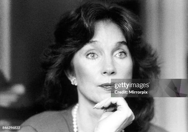 Shirley Anne Field Actress