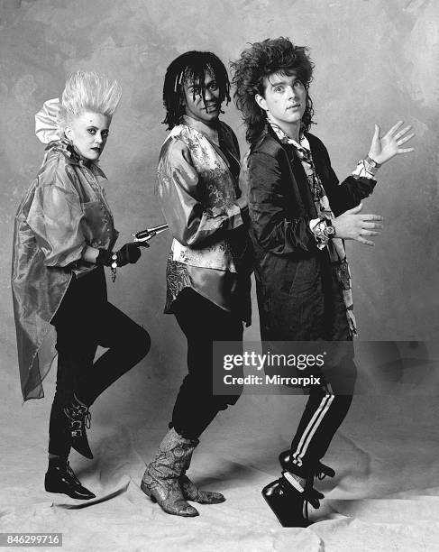 Thompson Twins pop band in the studio 1985.
