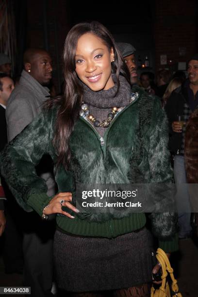 Singer Shontelle attends Melanie Fiona's listening party at the Canal Room on February 3, 2009 in New York City.