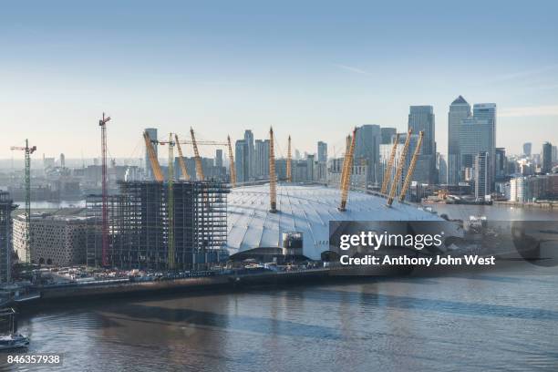london arena from the emirates airline cable car, london - emirates airline stock pictures, royalty-free photos & images