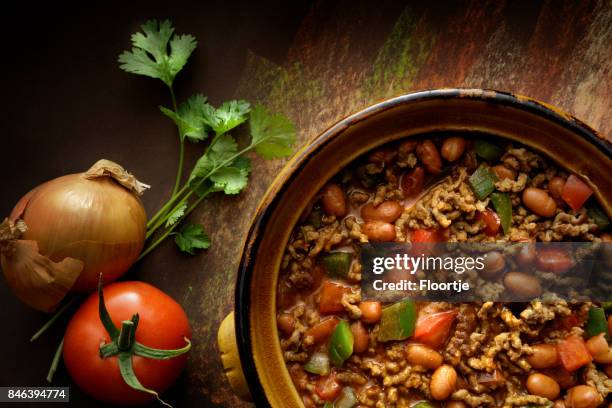 texmex food: chili con carne still life - cooking chili stock pictures, royalty-free photos & images