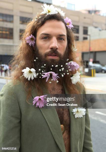 Spring W Sullivan Channel Spring Summer Photos and Premium High Res Pictures - Getty Images