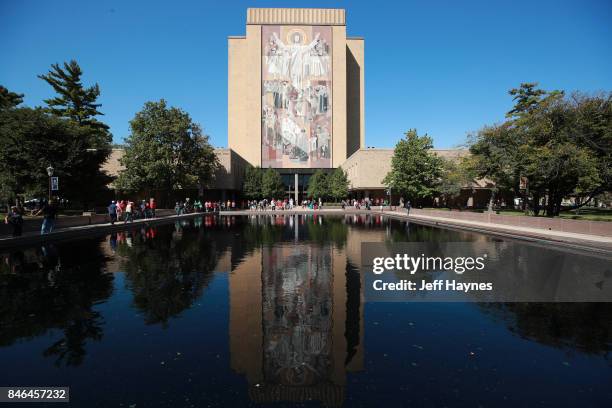 Michigan Touchdown Jesus 164 Touchdown Jesus Stock Photos, High-Res Pictures, and Images - Getty ...