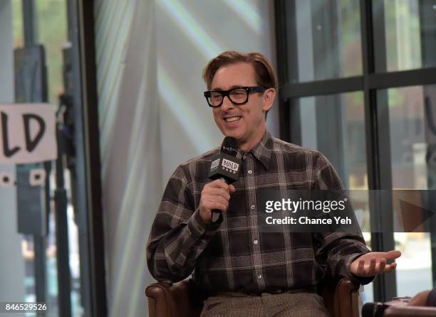 Alan Cumming attends Build series to discuss "The Adventures of Honey & Leon" at Build Studio on September 13, 2017 in New York City.