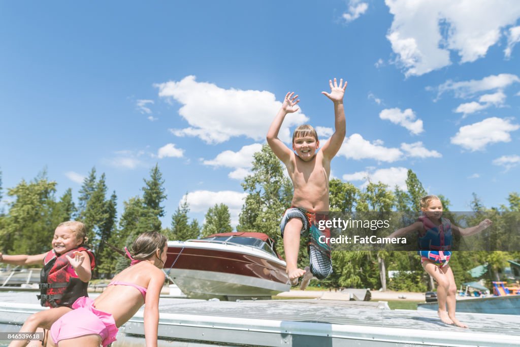 Lake Fun Fun On The Lake High-Res Stock Photo - Getty Images