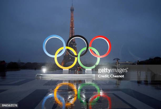 The unveiling of the Olympic rings on the esplanade of Trocadero in front of the Eiffel tower after the official announcement of the attribution of...
