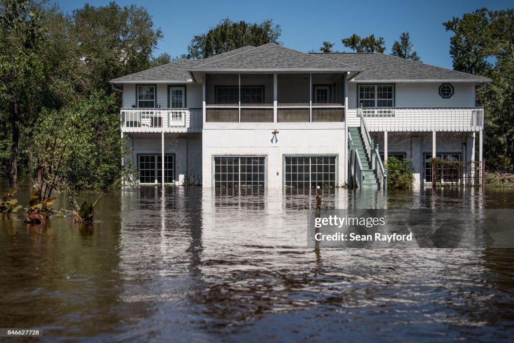 Florida Begins Long Recovery After Hurricane Irma Plows Through State