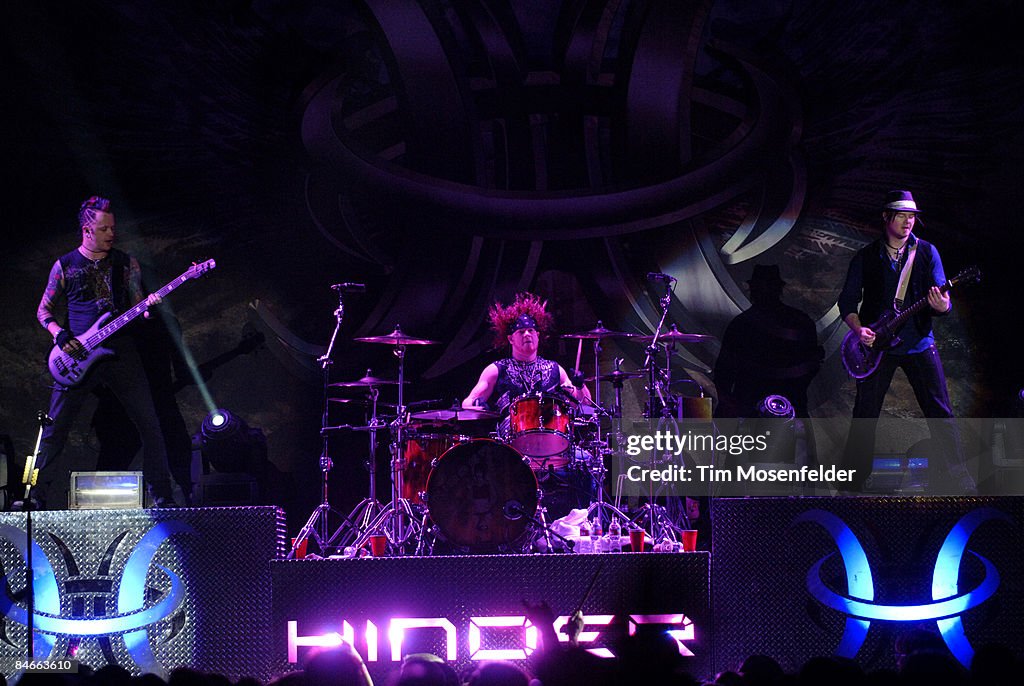 Motley Crue & Hinder Perform At The Reno Events Center