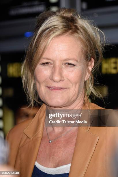 Suzanne von Borsody attends the 'Leanders Letzte Reise' Premiere at Kino in der Kulturbrauerei on September 13, 2017 in Berlin, Germany.