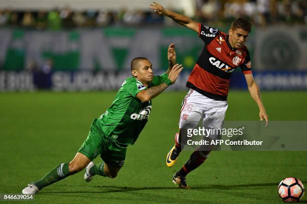 Wellington Paulista of Brazil's Chapecoense vies for the ball with Gustavo Cuellar of Brazil's Flamengo during their 2017 Copa Sudamericana football...