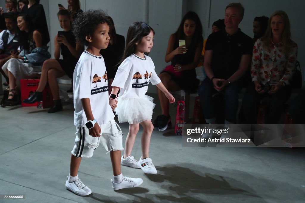 Jia Liu - Front Row - September 2017 - New York Fashion Week: The Shows