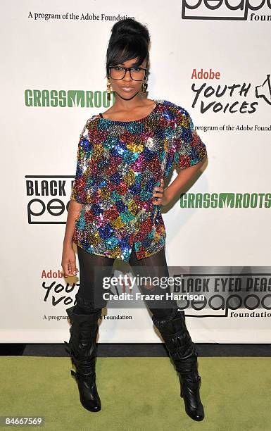 Actress Simone Battle arrives at the 5th Annual Peapod Foundation Benefit Concert held on February 5, 2009 at the Conga Club at LA Live, Downtown Los...