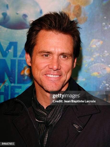 Actor Jim Carrey arrives at the Los Angeles premiere of "Under The Sea 3-D" at the California Science Center on February 5, 2009 in Los Angeles,...