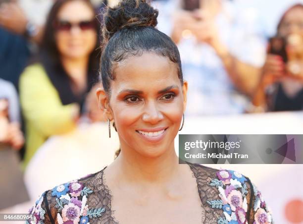 Halle Berry arrives to the "Kings" premiere - 2017 TIFF - Premieres, Photo Calls and Press Conferences held on September 13, 2017 in Toronto, Canada.