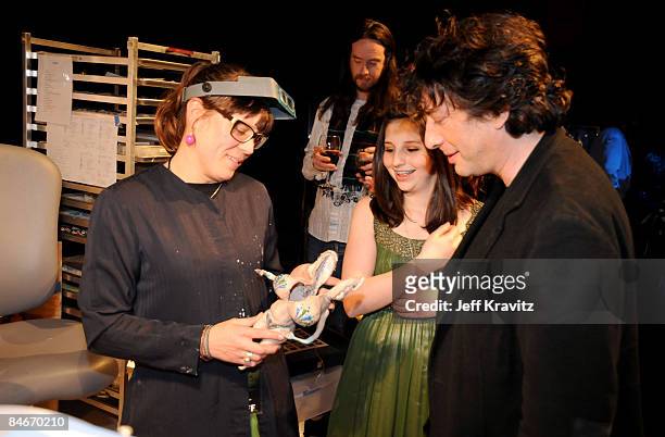 Maddy Gaiman and Neil Gaiman attend The Premiere of "Coraline" Presented By Focus Features on February 5, 2009 in Portland, Oregon.