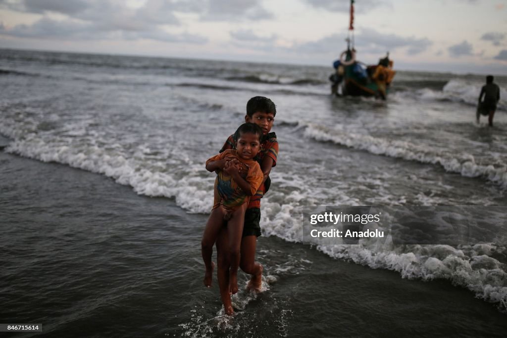 Rohingya people fled from oppression in Myanmar